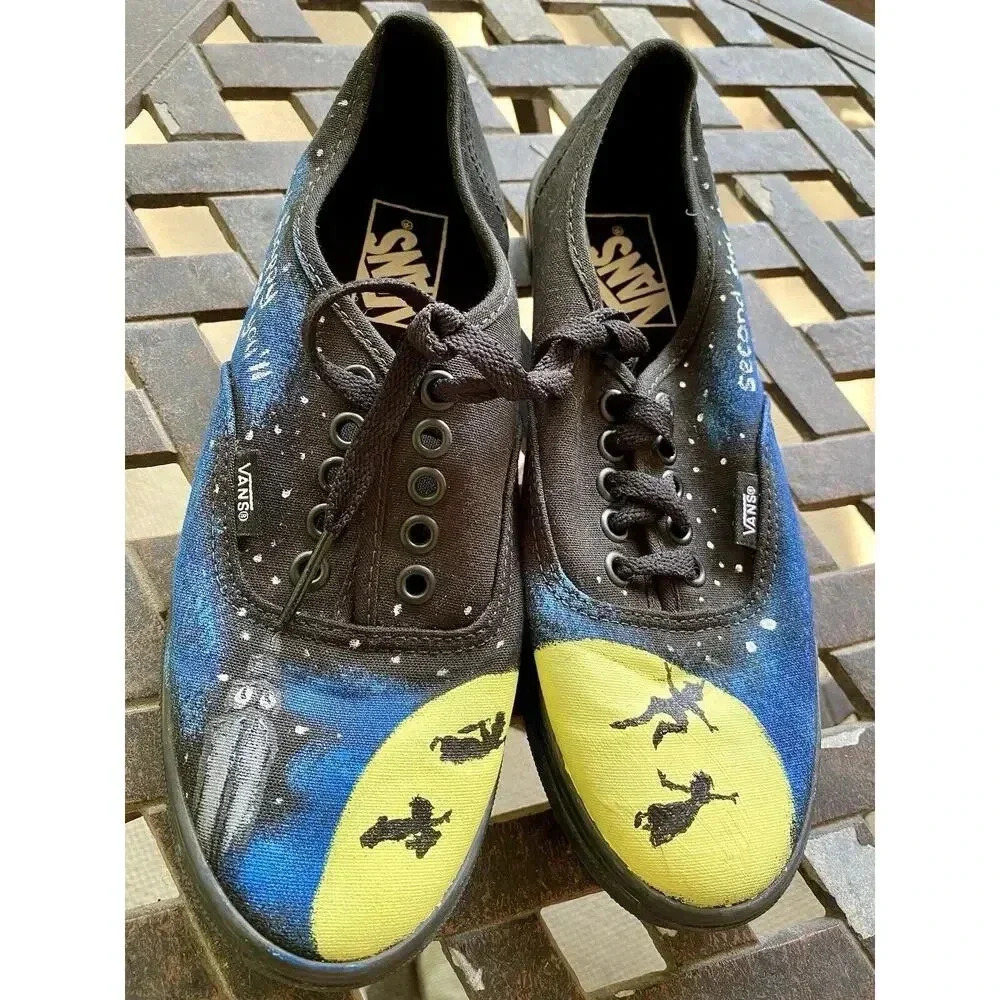 DISNEY VANS CUSTOMS Peter Pan Wendy Painted Slip On Sneakers Women 7 Men 5.5 NEW